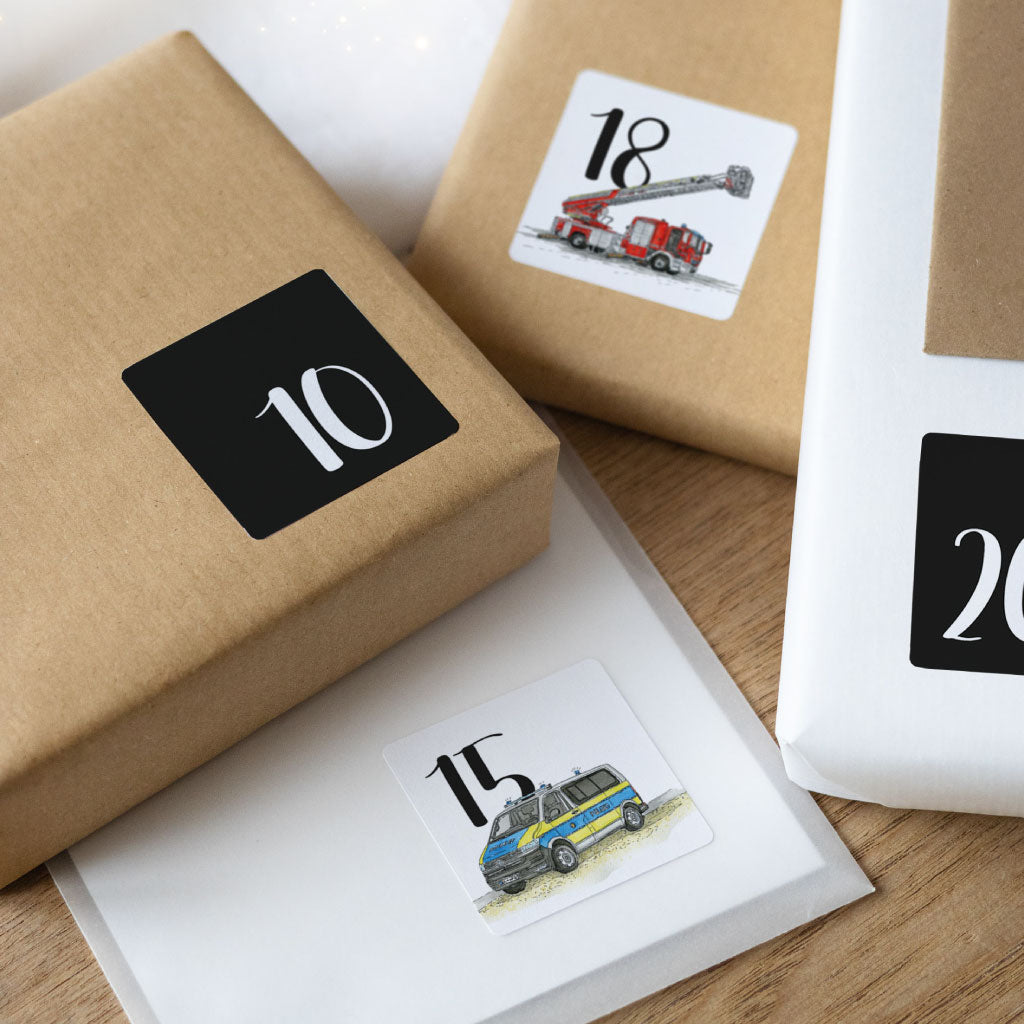Detailfoto von Aufkleber 10 ohne Motiv, 18 mit Feuerwehr, 15 mit Polizei