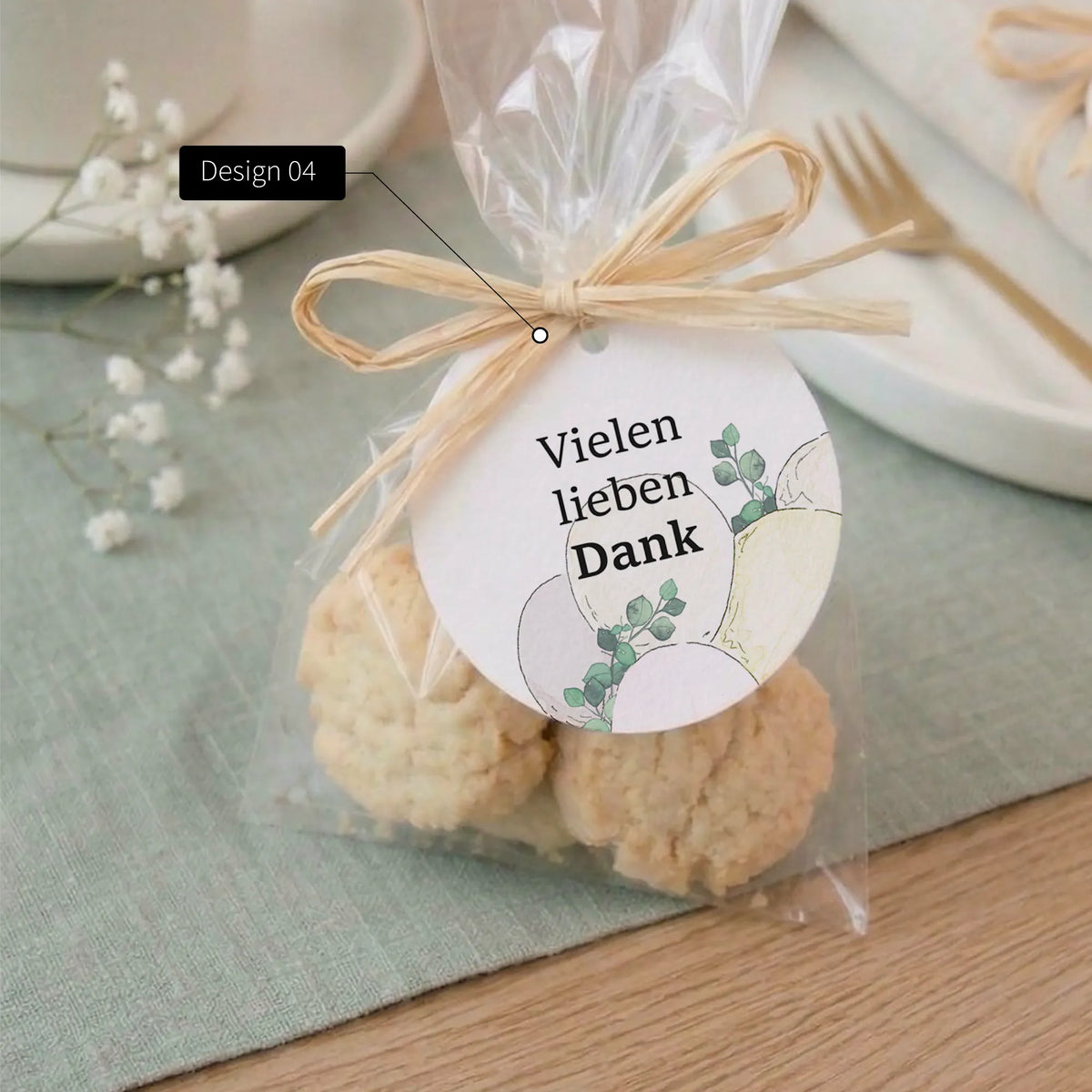 Runder Anhänger zur Kommunion oder Konfirmation mit Aquarell Motiv und Aufschrift Vielen lieben Dank an Geschenktüte