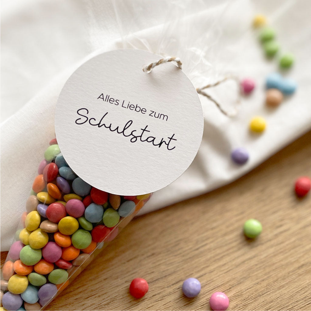Geschenk zum Schulstart, Anhänger mit transparenter Spitztüte für Süßigkeiten