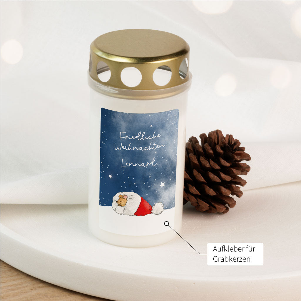 Handgemaltes Aquarell Motiv mit Maus in Weihnachtsmann Mütze im Schnee