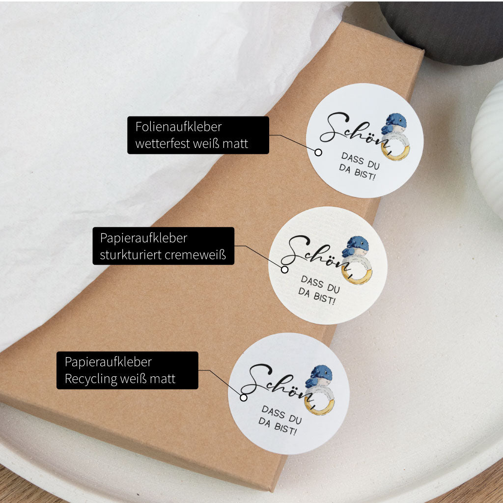 Aufkleber zur Taufe in verschiedenen Materialien, Sticker mit handgemaltem Wal als Dekoration für Gastgeschenke und Willkommen der Gäste