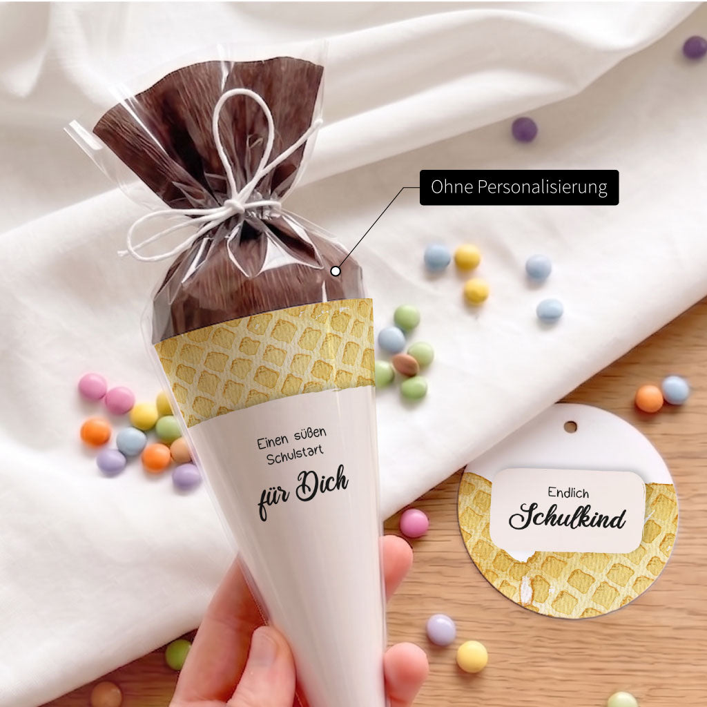 Schultüte ohne Namen mit Eiswaffel Aquarell Motiv. Bildtext Ohne Personalisierung für das Gastgeschenk.