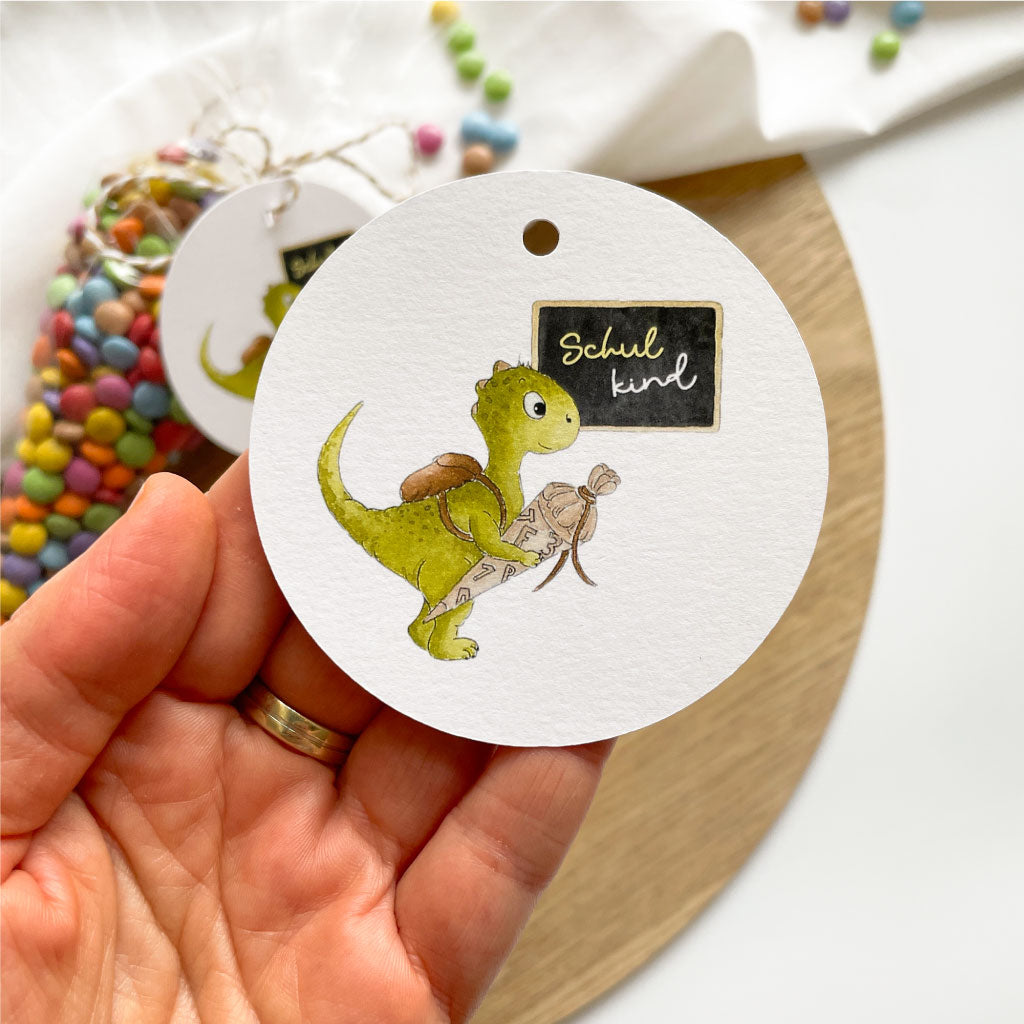 Detailaufnahme des Anhängers mit Dinosaurier