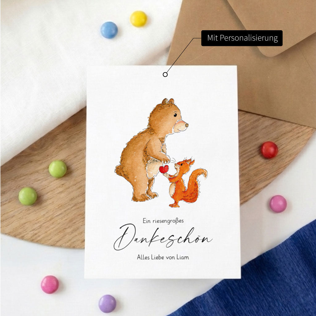 Personalisierte Klappkarte zum Abschied mit Wunschnamen, Bär und Eichhörnchen Aquarell-Motiv.