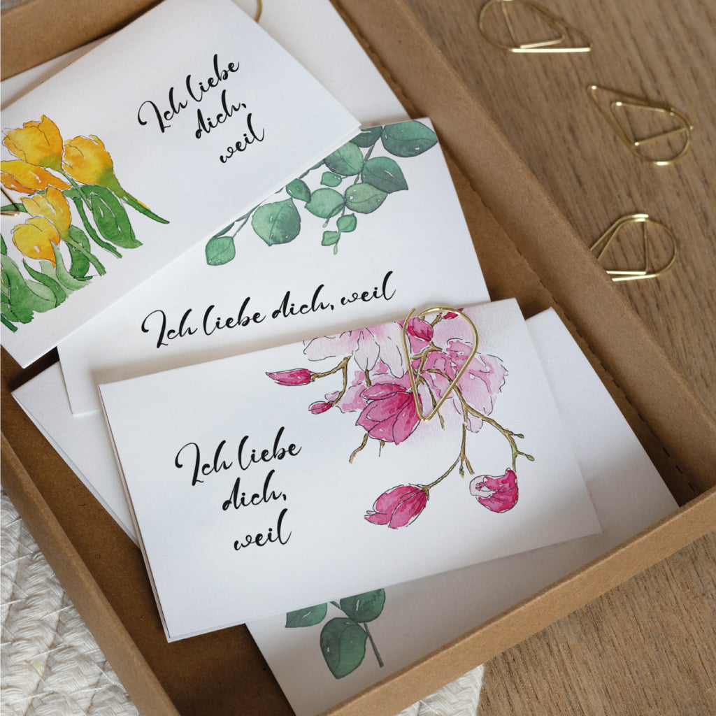 Klappkarten-Set mit handgemalten Blumenmotiven und dem Schriftzug „Ich liebe dich, weil“ – ideal als Geschenk zum Valentinstag, Geburtstag oder Hochzeitstag.