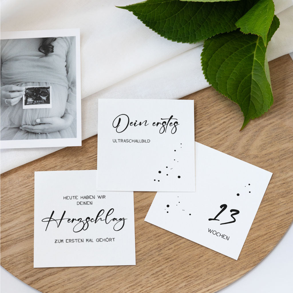 Meilensteinkarten zur Schwangerschaft mit Themen wie erstes Ultraschallbild, Herzschlag und 13 Wochen – ideal zur liebevollen Dokumentation der Babybauchzeit.