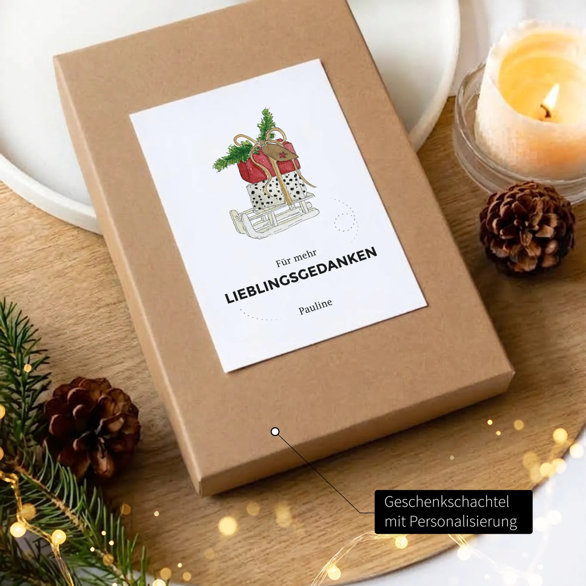 Geschenkbox Weihnachten mit personalisiertem Etikett, Aquarell Motiv Schlitten mit Geschenken, Spruch Lieblingsgedanken