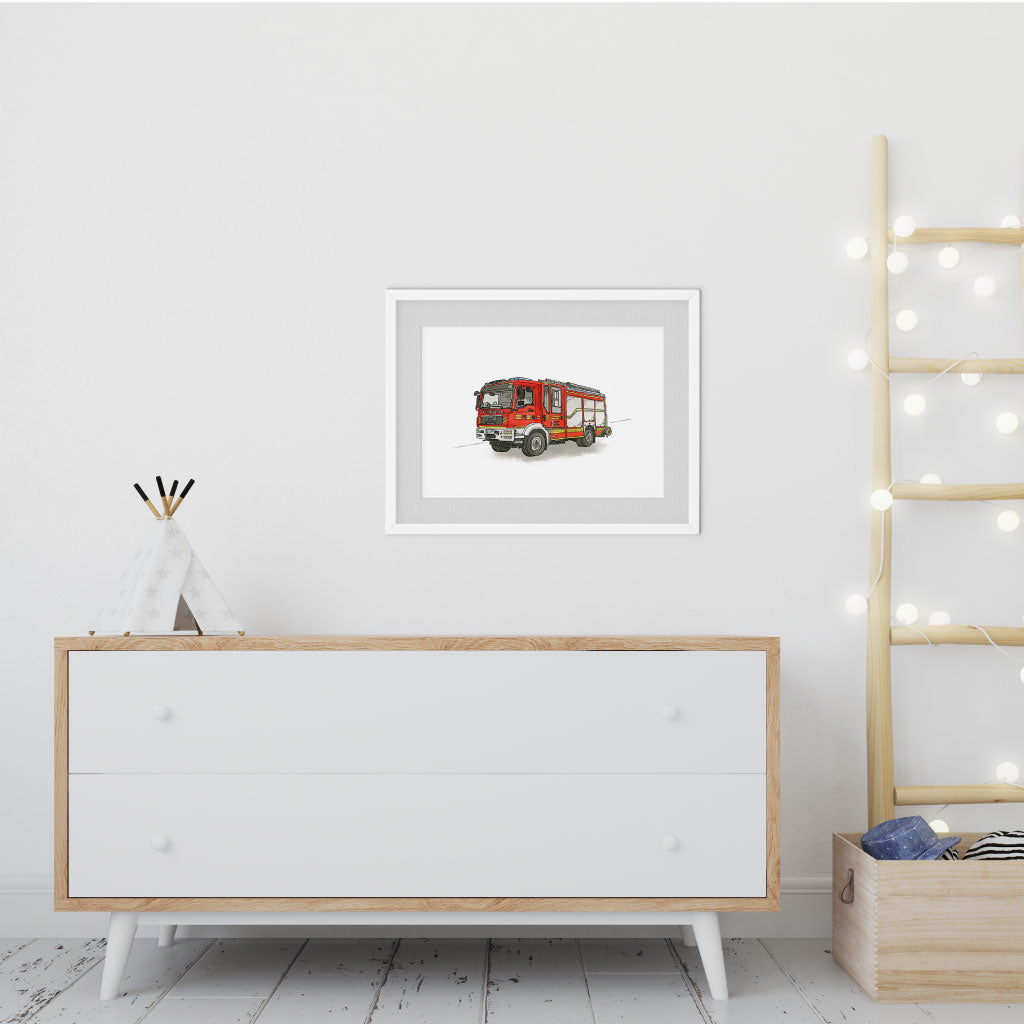 Feuerwehr Bild in weißem Rahmen aus Holz in Wohnzimmer