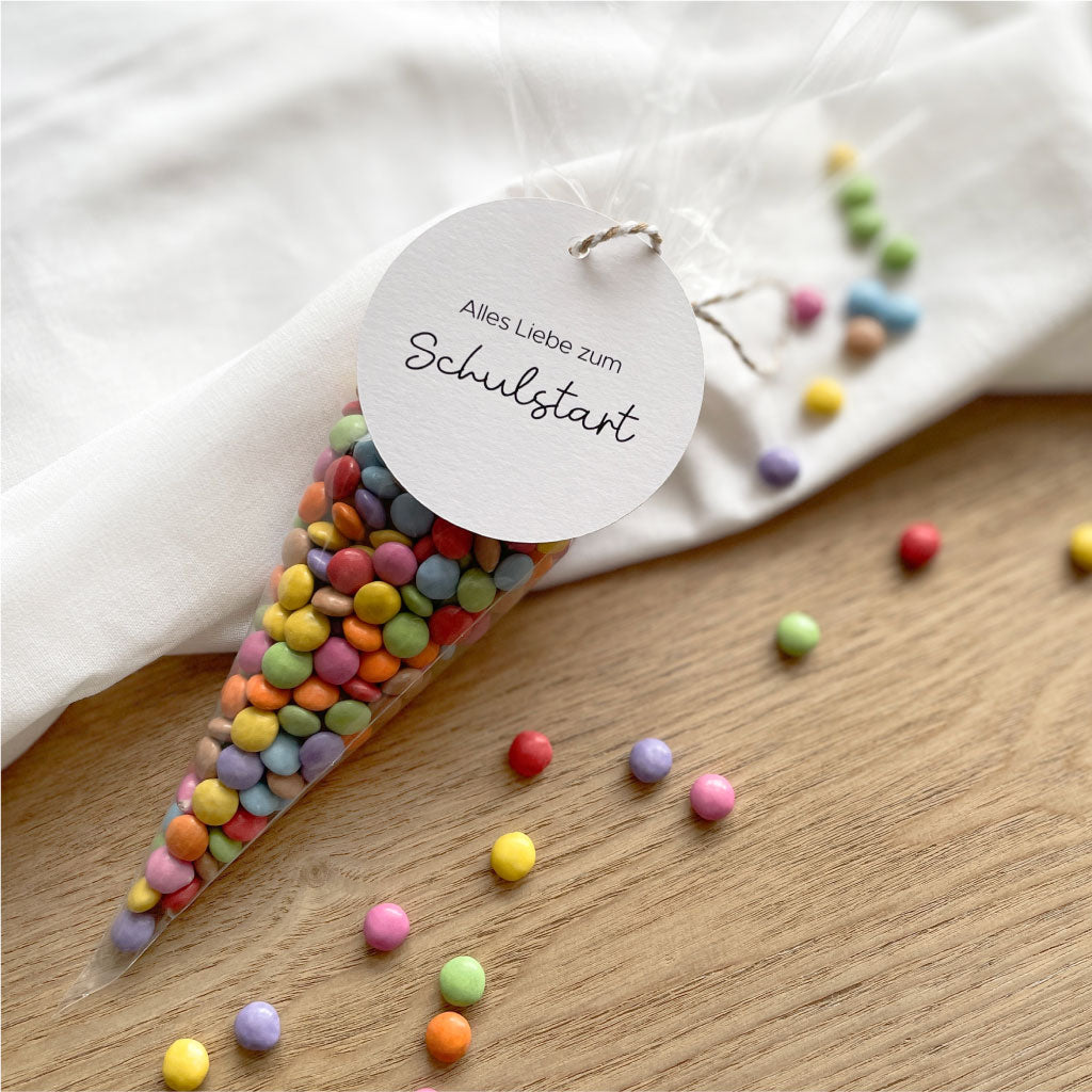 Geschenk zum Schulstart, Anhänger mit transparenter Spitztüte für Süßigkeiten