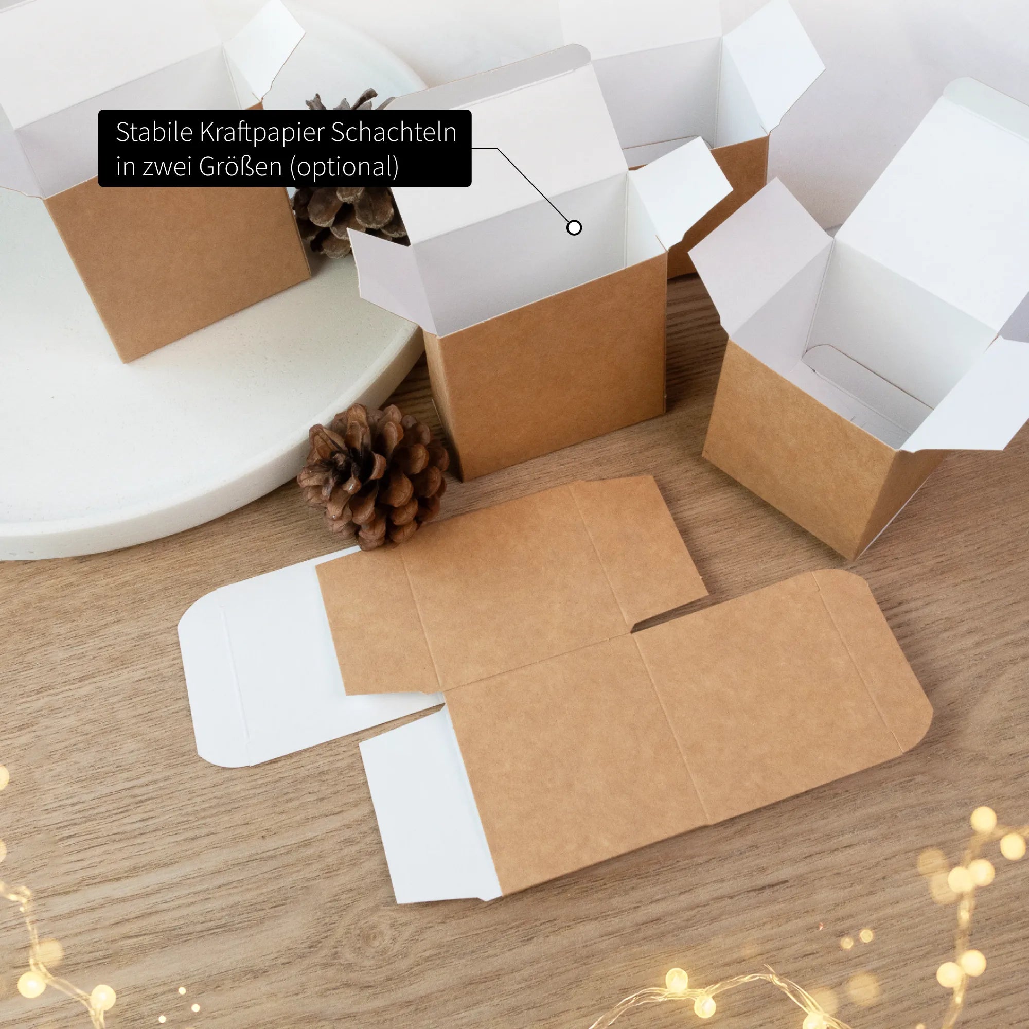 Faltbare Kraftpapier Schachteln für das Adventskalender Bastelset im unkomplizierten Aufbau für die Weihnachtszeit.
