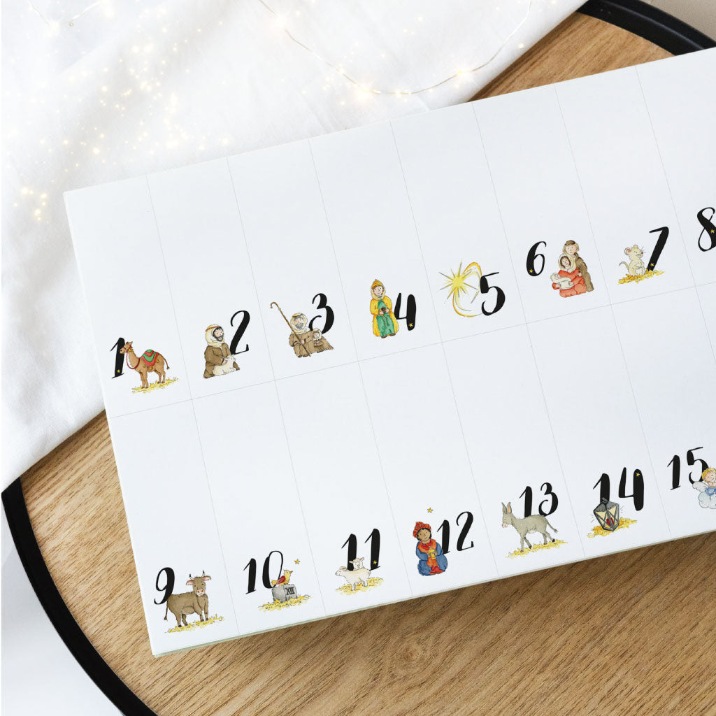Lieferumfang zwei Aufkleber Bögen mit 24 Zahlen Aufklebern und 8 Geschenke Stickern
