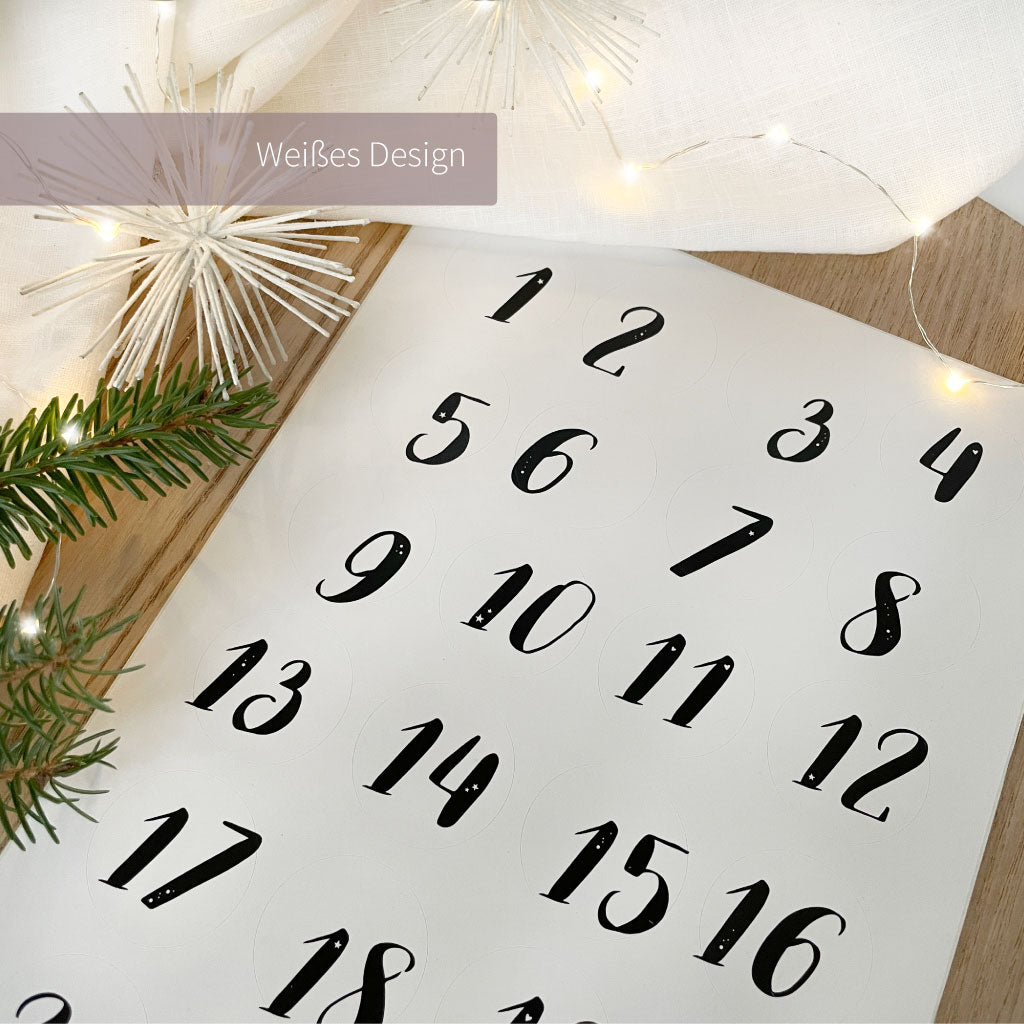 Weißes Aufkleber Design mit 24 Adventskalender Zahlen Stickern