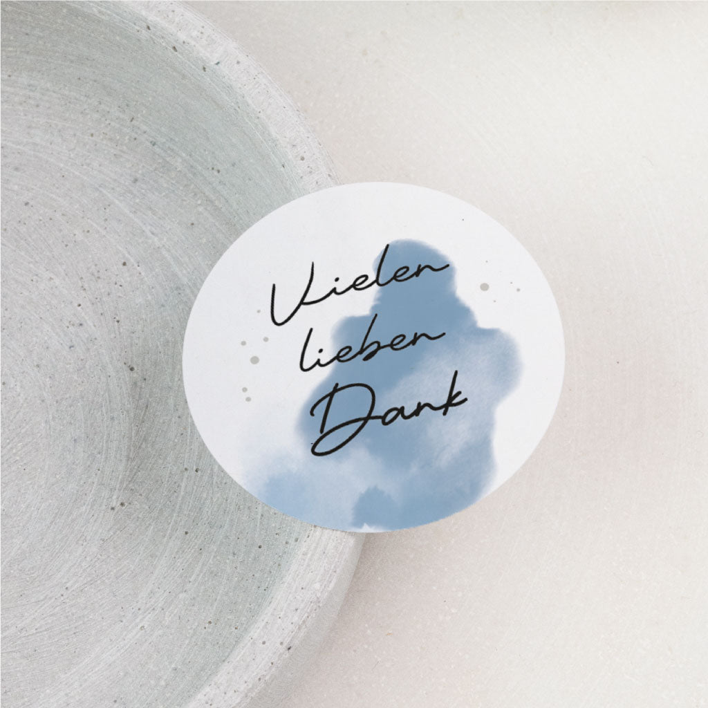 Aufkleber Vielen lieben Dank rund – Sticker zum Danke sagen mit blauem handgemaltem Motiv für Gastgeschenke und Geschenkverpackung