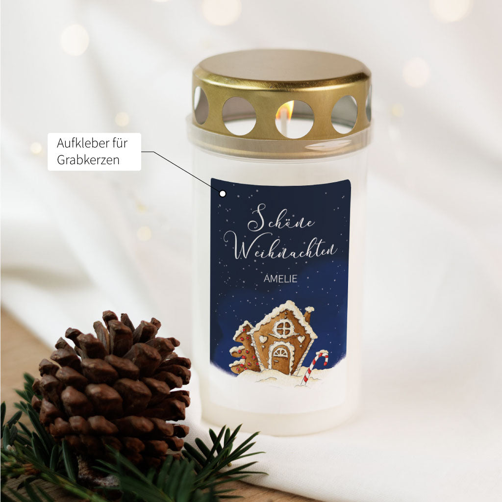 Weihnachtlicher Grabkerzen-Aufkleber mit Lebkuchenhaus-Motiv, personalisierbar mit Namen – ideal für Sternenkinder oder stille Gedenkmomente im Advent.