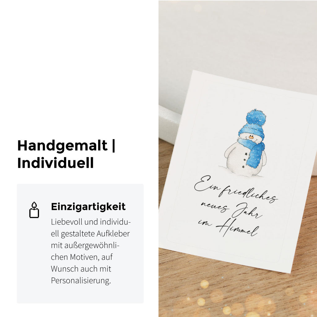 Individuell gestalteter Aufkleber für Grabkerze zu Silvester mit Schneemann in Blau – als persönliches Andenken zum Neujahr.