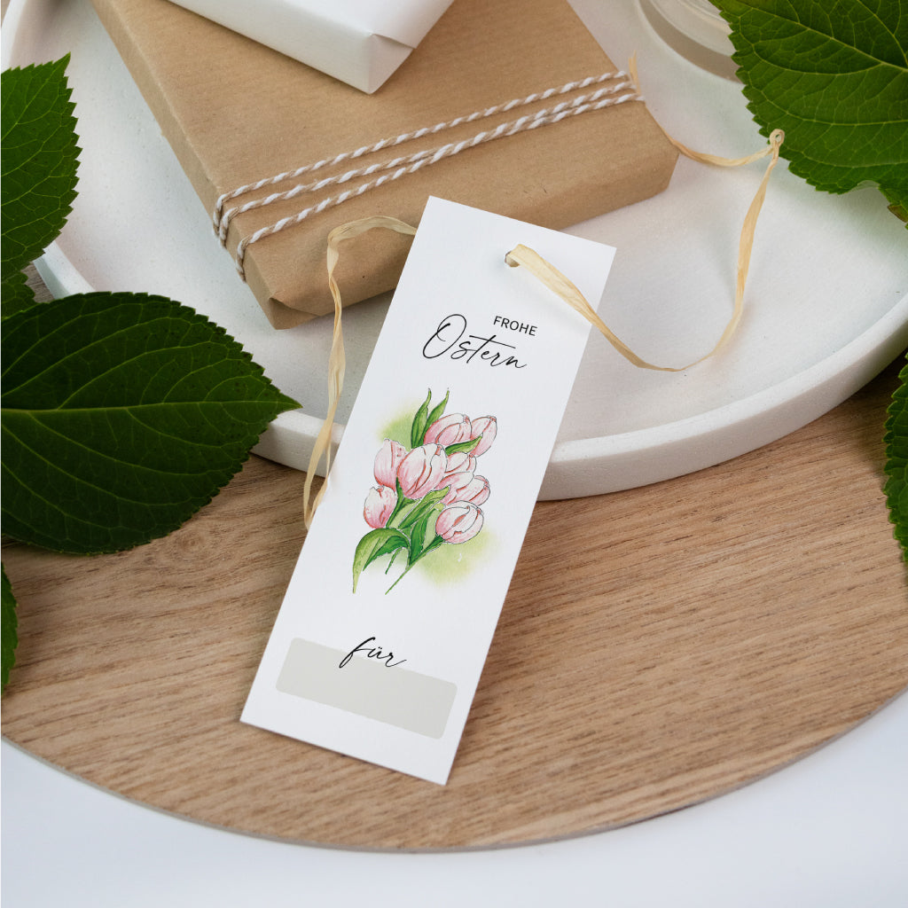 Großer Geschenkanhänger mit Aquarellmotiv von rosa Tulpen – digitale Oster-Bastelvorlage als PDF zum Ausdrucken und Dekorieren.