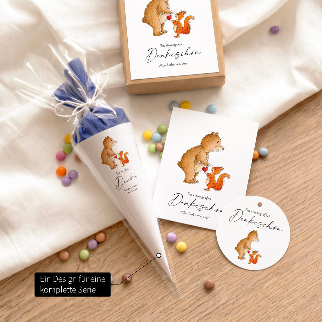 Komplette Abschiedsgeschenk Serie mit Mini Schultüte Karte und passender Geschenkschachtel mit Aquarell Motiv.