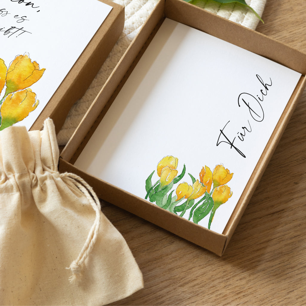 Detailaufnahme Deckel, Schachtel und Geschenkebeutel