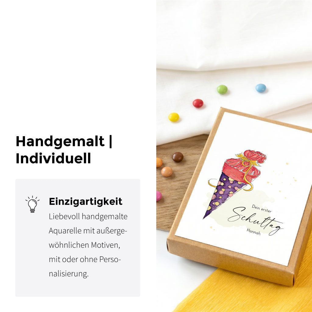 Einzigartige Geschenkschachtel für Mädchen zur Einschulung mit liebevoll gemaltem Schultüten Aquarell Motiv.